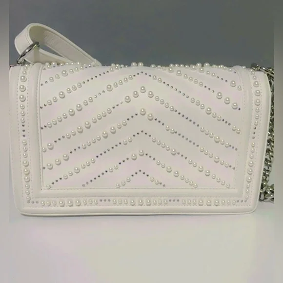 Chanel Boy Pearl medium bag! - Picture 2 of 9